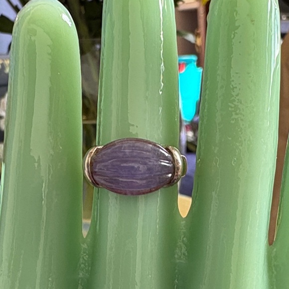Sterling Silver and Lavender Jade Ring - Picture 1 of 4